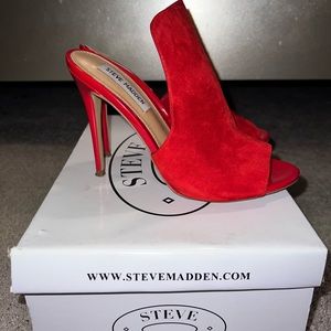 Red suede Steve Madden slip on heels